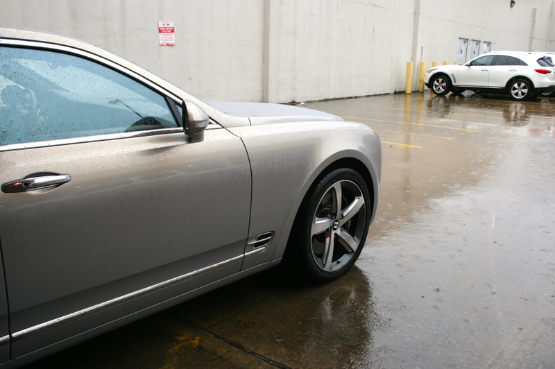 Illustration for article titled Champagne, iPads And Torque: The Bonkers Toys On This $406,527 Bentley